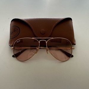 Ray-Ban Aviator Tinted Pink Sunglasses